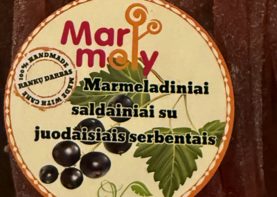 Marmeladiniai šiaudeliai su juodaisiais serbentais 6 Marmeladiniai siaudeliai su juodaisiais serbentais dezute