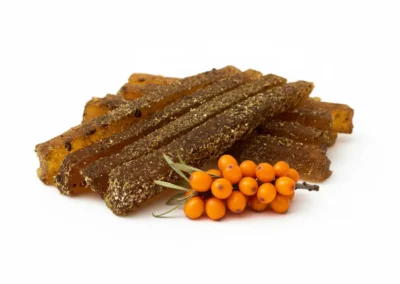 Marmeladiniai šiaudeliai su šaltalankių uogomis 3 Siaudeliai su saltalankiu uogomis